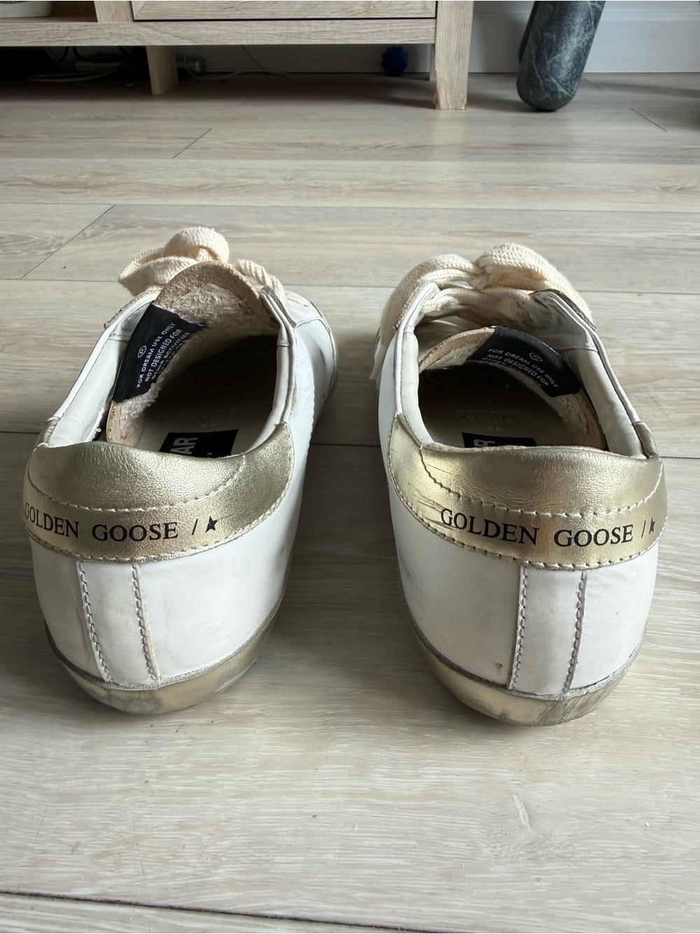 Golden Goose White Leather Sneakers with Gold Star Worn Once Size 36 - Picture 5 of 6